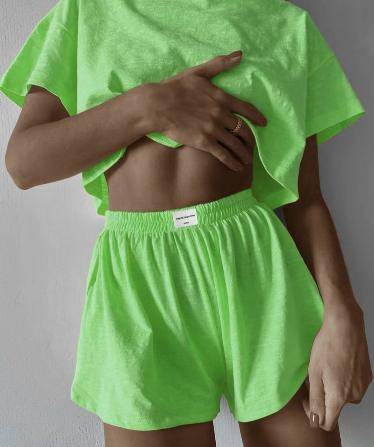 Two Piece Set (Medium)