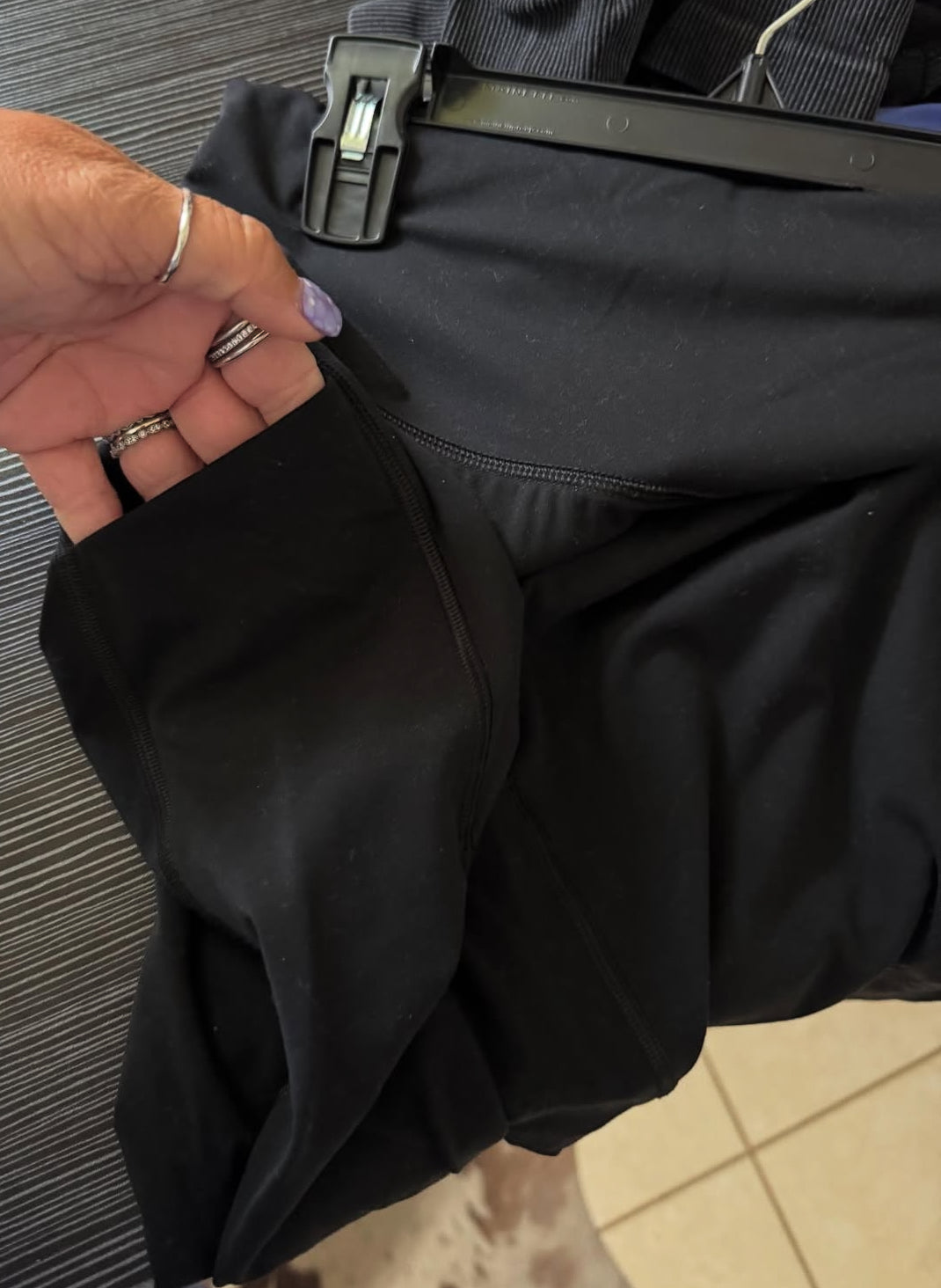 Capri Leggings (Medium)
