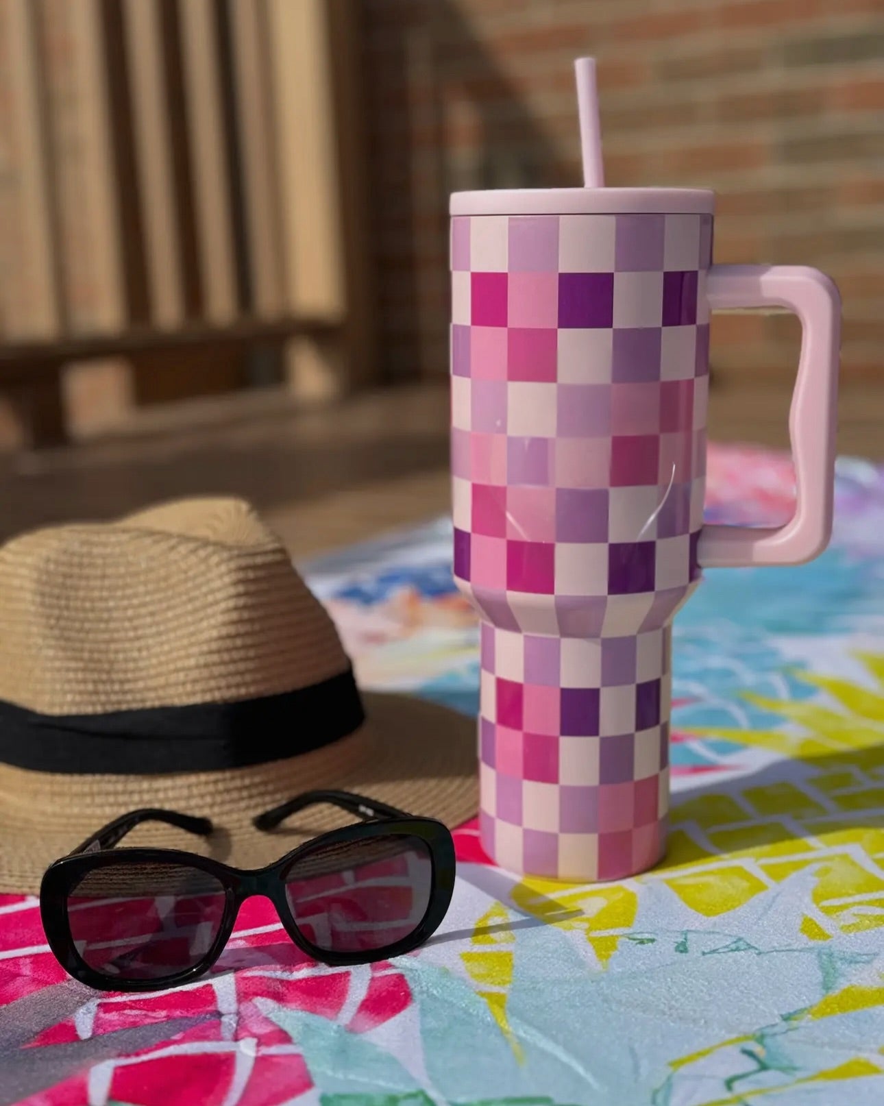 Pink Checkered 40oz Tumbler