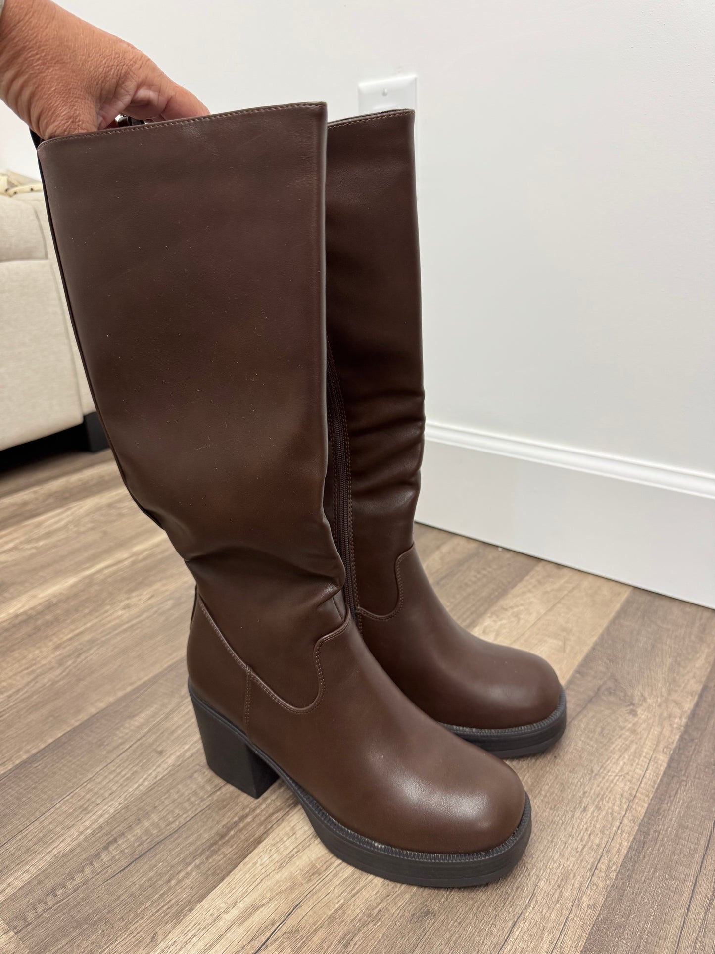 Boots (8)