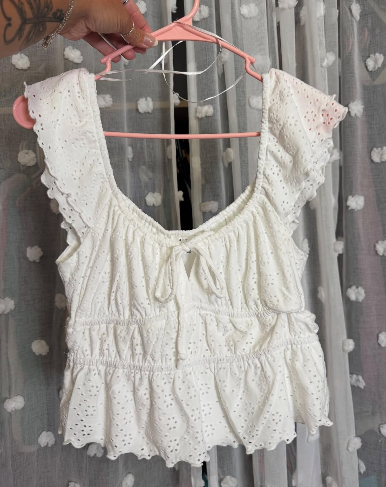White Eyelet Top (Large)