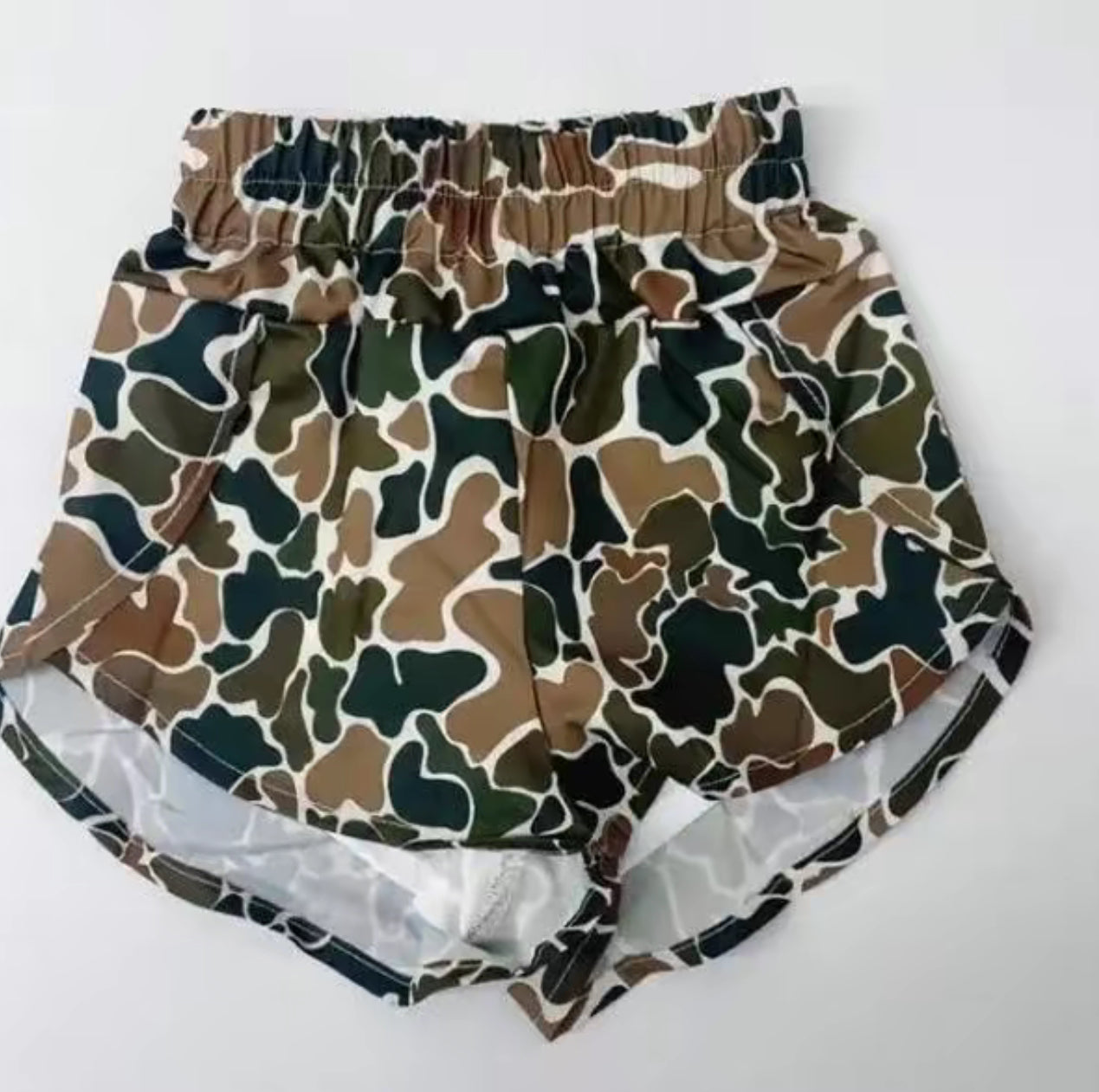 Duck Camo Shorts (Medium)