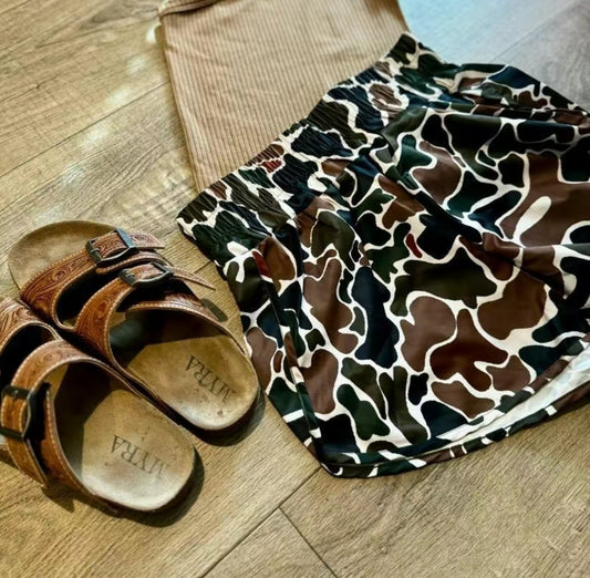 Duck Camo Shorts (Medium)
