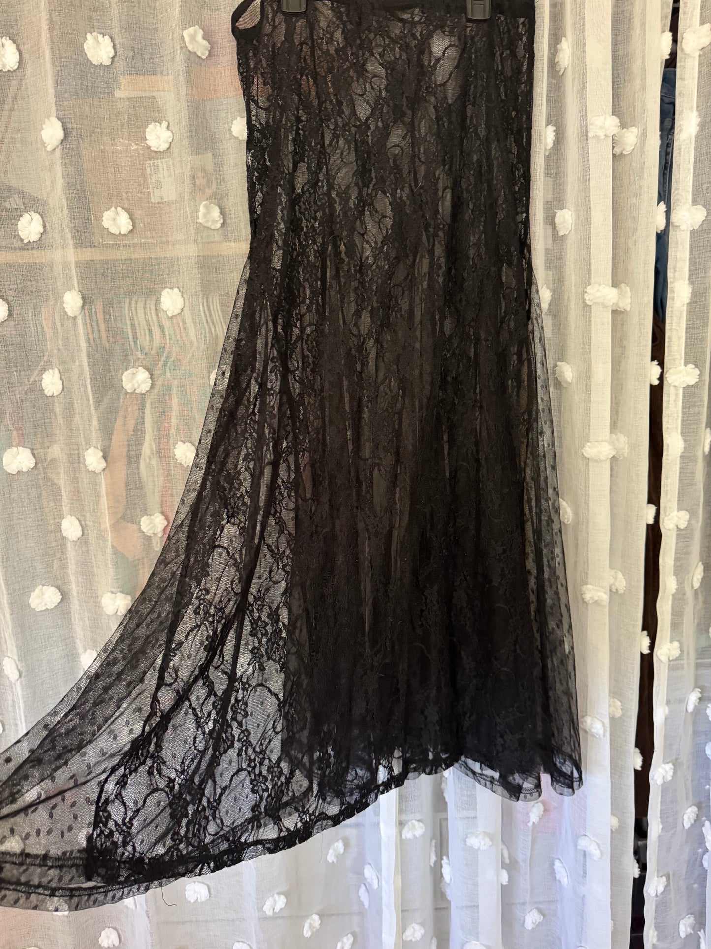 Lace Maxi Skirt (large)