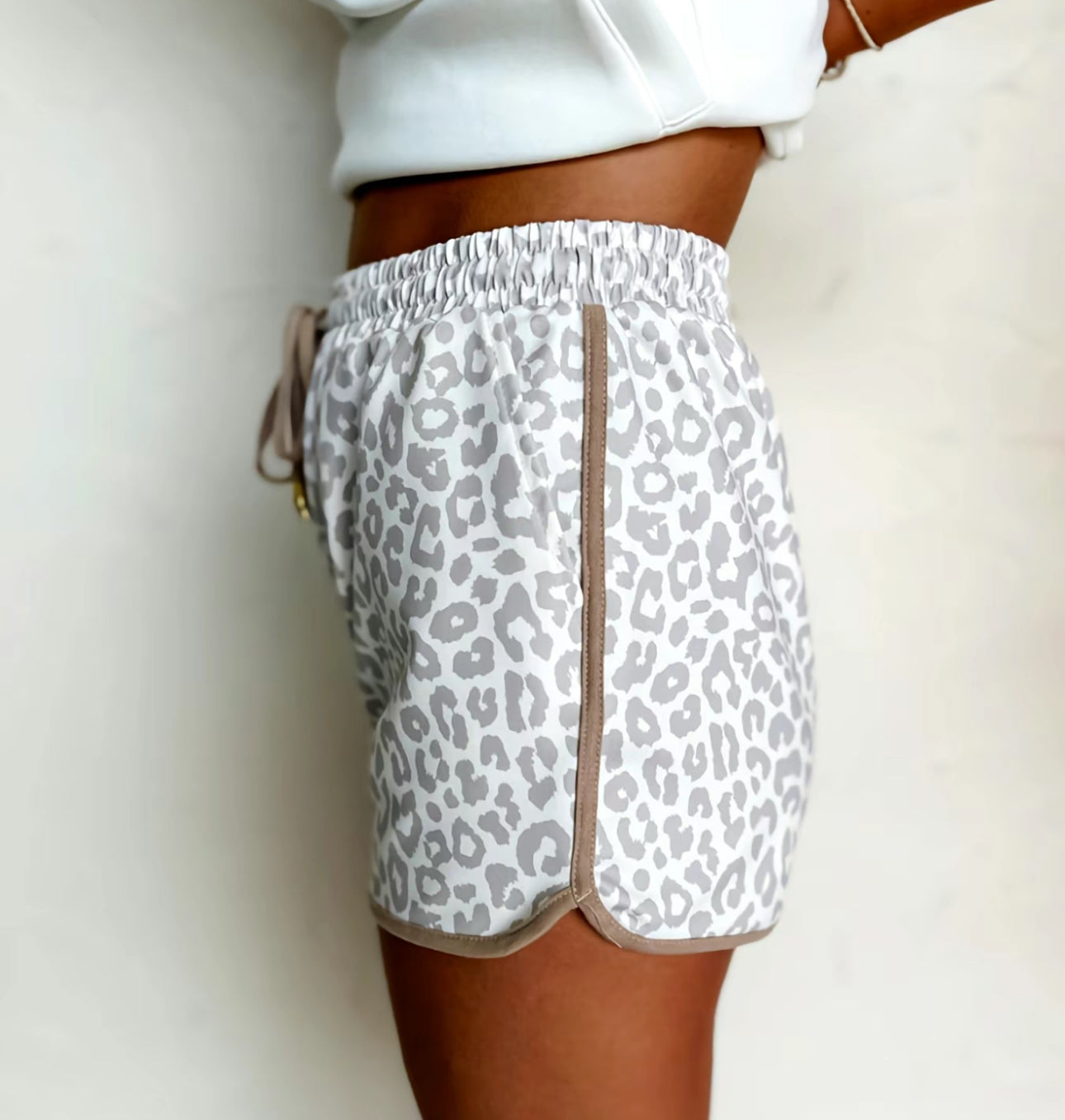 Leopard Shorts (Medium)