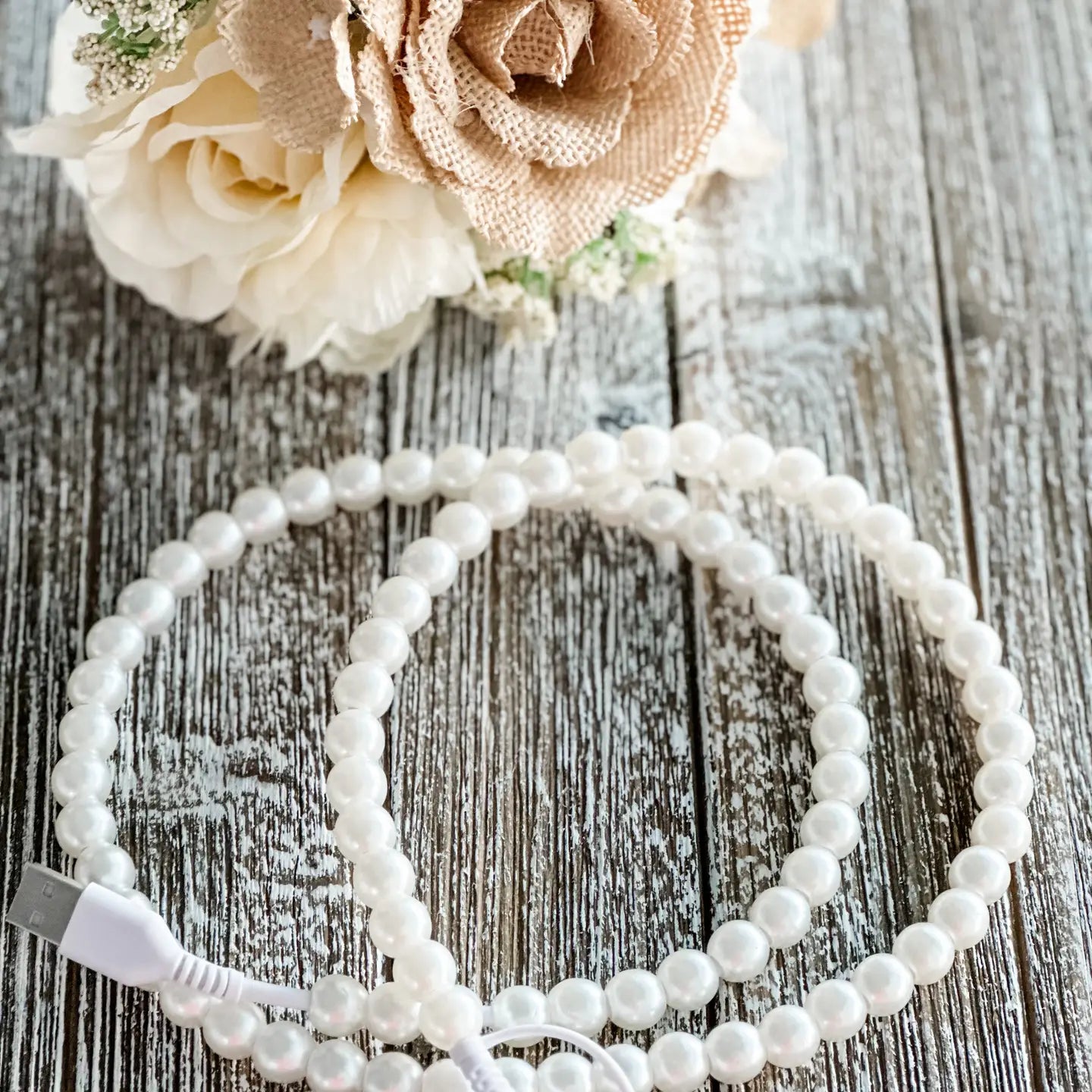 2 in 1 Charger Beaded Charger